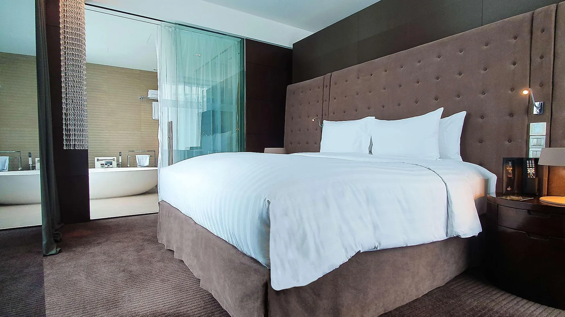 The Canvas Dubai - Mgallery Hotel Collection 5*,
