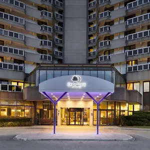 https://doubletree-by-hilton.luxembourghotelsguide.com