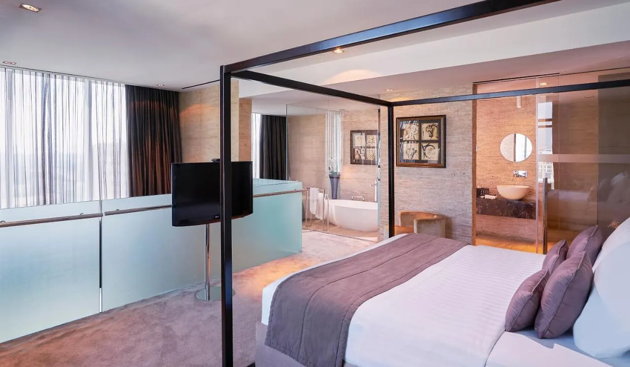 The Canvas Dubai - Mgallery Hotel Collection 5*,